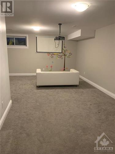 7 Peever Place, Carleton Place, ON - Indoor Photo Showing Other Room