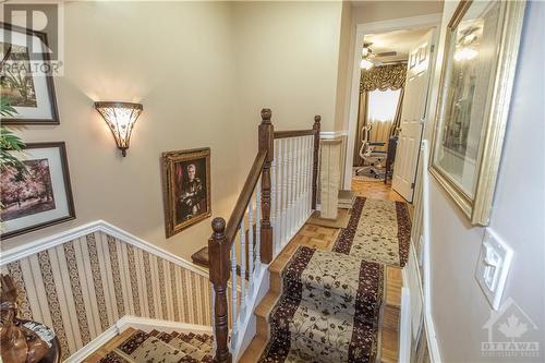 Attention to detail! - 16 Larkshire Lane Unit#B, Ottawa, ON - Indoor Photo Showing Other Room