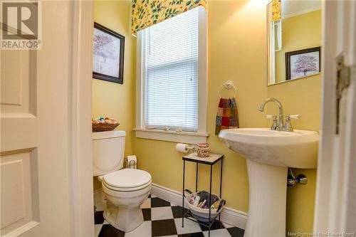 52 Centennial Road, Hampton, NB - Indoor Photo Showing Bathroom