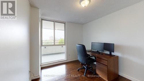 607 - 1320 Mississauga Valley Boulevard W, Mississauga, ON - Indoor Photo Showing Office