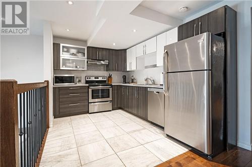 1188-1190 Rideau Street, Sudbury, ON - Indoor Photo Showing Kitchen