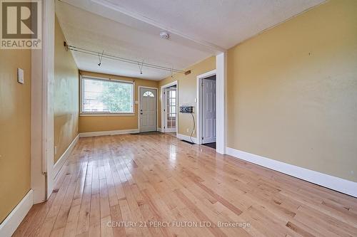 293 College Avenue, Oshawa, ON - Indoor Photo Showing Other Room