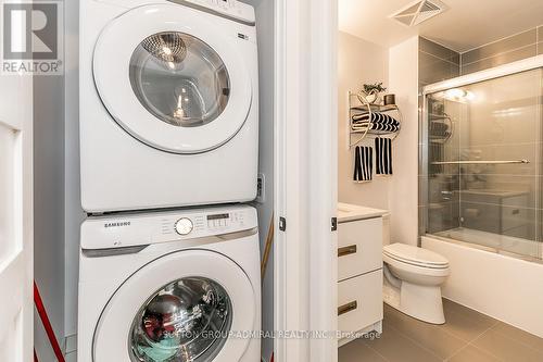 301 - 415 Sea Ray Avenue, Innisfil, ON - Indoor Photo Showing Laundry Room