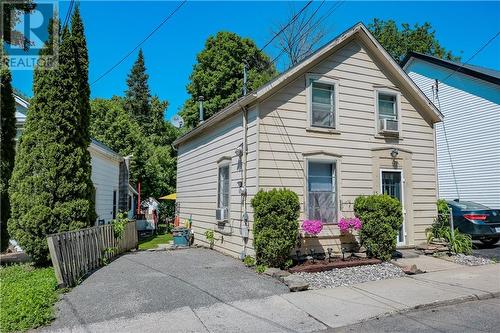 23 Edward Street, Brockville, ON 