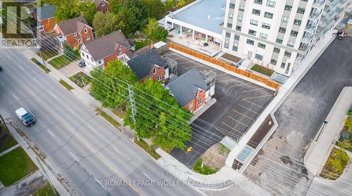 114 Erb Street W, Waterloo, ON - Outdoor With View