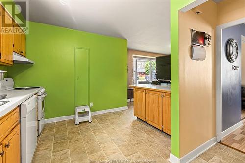 49 Tenth St, Moncton, NB - Indoor Photo Showing Laundry Room