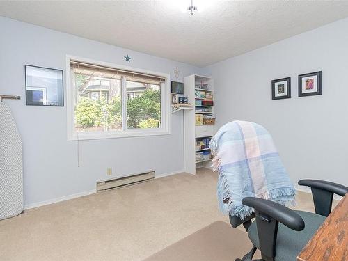 4360 Parkwood Terr, Saanich, BC - Indoor Photo Showing Other Room