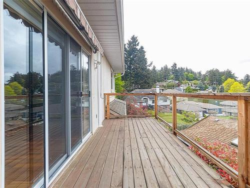 4360 Parkwood Terr, Saanich, BC - Outdoor With Deck Patio Veranda With Exterior