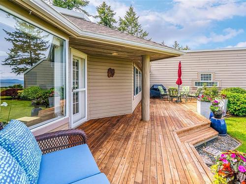 23-529 Johnstone Rd, Parksville, BC - Outdoor With Deck Patio Veranda With Exterior