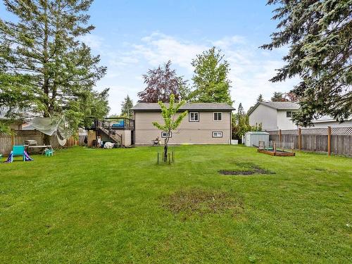 1980 Urquhart Ave, Courtenay, BC - Outdoor With Backyard