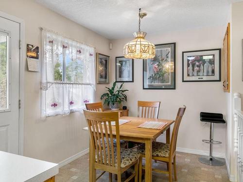 4269 Wellington Ave, Port Alberni, BC - Indoor Photo Showing Dining Room