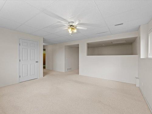 6133 Aitkens Road, Peachland, BC - Indoor Photo Showing Other Room