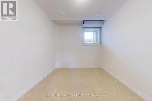 14 - 470 Beresford Path, Oshawa, ON - Indoor Photo Showing Other Room