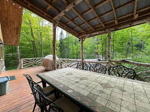 Balcon - 14 Ch. D'Eupen, Brownsburg-Chatham, QC - Outdoor With Deck Patio Veranda With Exterior