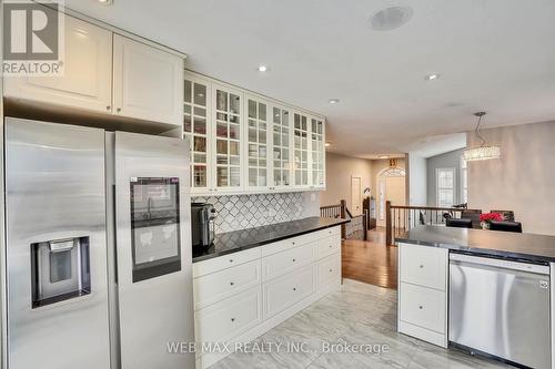 204 Kingfisher Avenue, Woodstock, ON - Indoor Photo Showing Kitchen