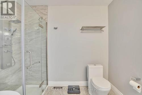204 Kingfisher Avenue, Woodstock, ON - Indoor Photo Showing Bathroom