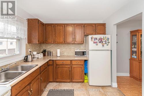 103 - 10 Angus Road, Hamilton, ON - Indoor Photo Showing Kitchen With Double Sink