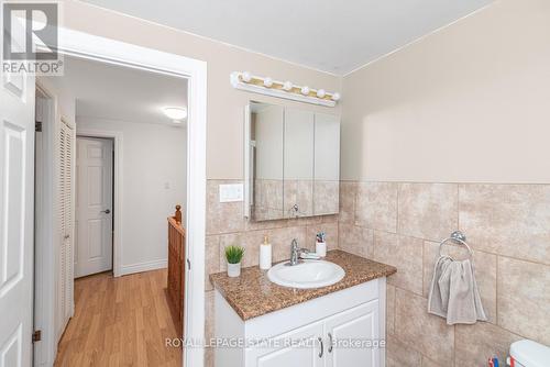 103 - 10 Angus Road, Hamilton, ON - Indoor Photo Showing Bathroom