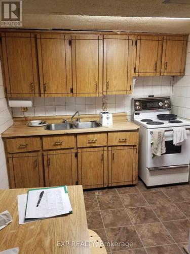 196 Windsor Avenue, Timmins, ON - Indoor Photo Showing Kitchen With Double Sink