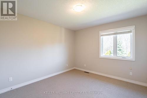 23 Earlscourt Terrace, Middlesex Centre, ON - Indoor Photo Showing Other Room