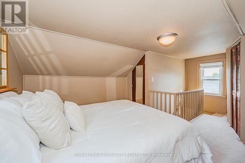 72 Essex Street, Guelph, ON - Indoor Photo Showing Bedroom