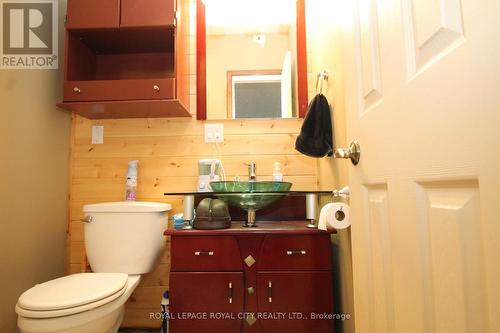 7011 Highway 6, Northern Bruce Peninsula, ON - Indoor Photo Showing Bathroom