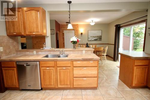 7011 Highway 6, Northern Bruce Peninsula, ON - Indoor Photo Showing Kitchen With Double Sink