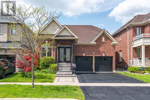 64 Weaver Terrace, New Tecumseth, ON - Outdoor With Facade