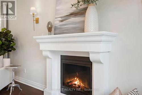 64 Weaver Terrace, New Tecumseth, ON - Indoor With Fireplace