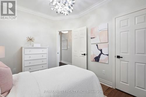 64 Weaver Terrace, New Tecumseth, ON - Indoor Photo Showing Bedroom