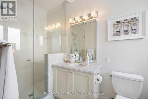 64 Weaver Terrace, New Tecumseth, ON - Indoor Photo Showing Bathroom