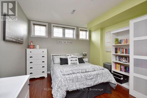 181 Sproule Drive, Barrie, ON - Indoor Photo Showing Bedroom