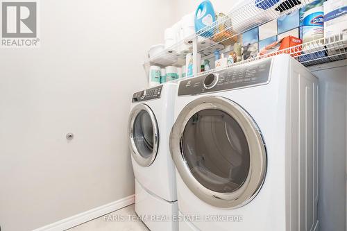 974 Wright Drive, Midland, ON - Indoor Photo Showing Laundry Room