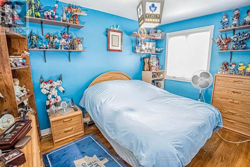 62 Chalkfarm Drive, Toronto, ON - Indoor Photo Showing Bedroom