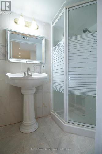 41 - 1060 Walden Circle, Mississauga, ON - Indoor Photo Showing Bathroom