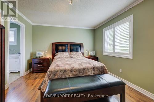 101 Elaine Drive, Orangeville, ON - Indoor Photo Showing Bedroom