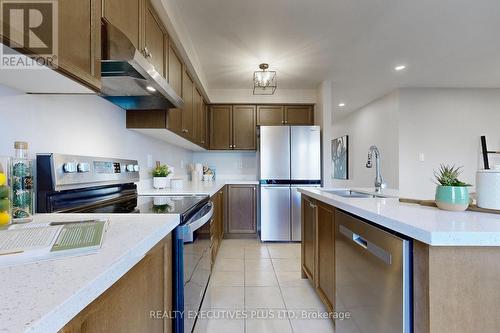 35 Lloydminster Avenue, Ajax, ON - Indoor Photo Showing Kitchen With Stainless Steel Kitchen With Double Sink