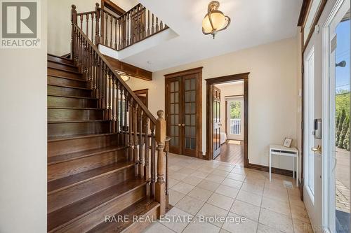 229 Hedge Road, Georgina, ON - Indoor Photo Showing Other Room