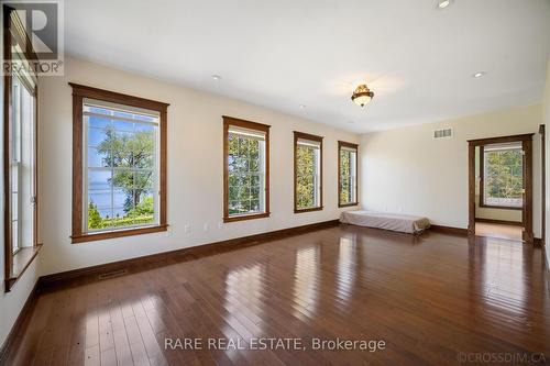 229 Hedge Road, Georgina, ON - Indoor Photo Showing Other Room