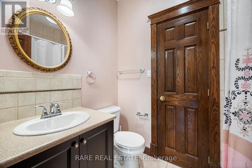 229 Hedge Road, Georgina, ON - Indoor Photo Showing Bathroom