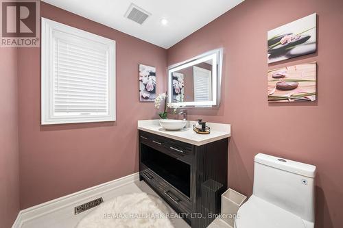12 Lagani Avenue, Richmond Hill, ON - Indoor Photo Showing Bathroom