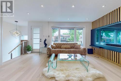52 Alliston Road, Vaughan, ON - Indoor Photo Showing Living Room