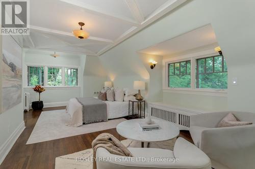 57 Castle Frank Road, Toronto, ON - Indoor Photo Showing Living Room