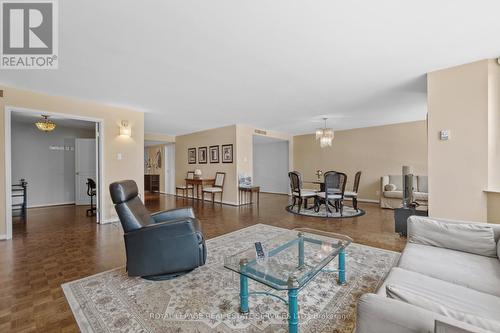 703 - 1166 Bay Street, Toronto, ON - Indoor Photo Showing Living Room