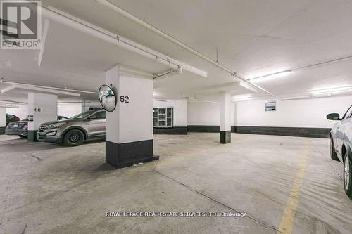 1010 - 160 Vanderhoof Avenue, Toronto, ON - Indoor Photo Showing Garage