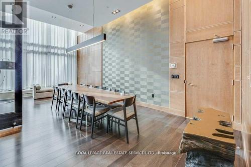 1010 - 160 Vanderhoof Avenue, Toronto, ON - Indoor Photo Showing Dining Room