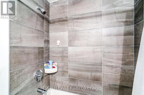 1010 - 56 Forest Manor Road, Toronto, ON - Indoor Photo Showing Bathroom