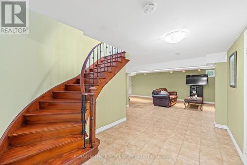 39 Lord Sydenham Court, Toronto, ON - Indoor Photo Showing Other Room