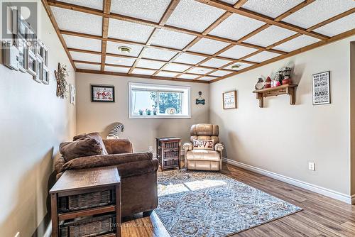 36 Riverside Drive, Kawartha Lakes, ON - Indoor Photo Showing Other Room