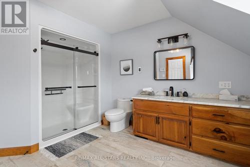 930 Killarney Bay Road, Kawartha Lakes (Cameron), ON - Indoor Photo Showing Bathroom